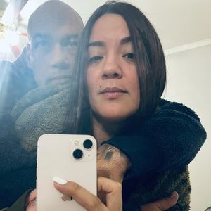 Meet your Posher, Karol daniela